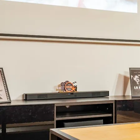 Petit Cocon Cine, Animaux Ok, A 2 Pas Du Centre *